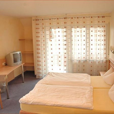 Gasthaus Gruner Baum Hotel Werbach Zewnętrze zdjęcie
