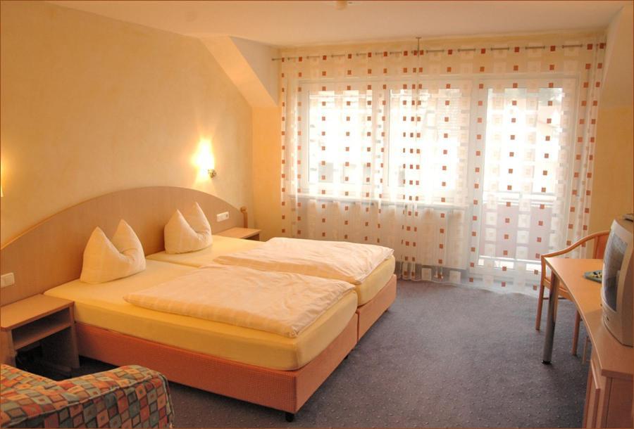 Gasthaus Gruner Baum Hotel Werbach Pokój zdjęcie